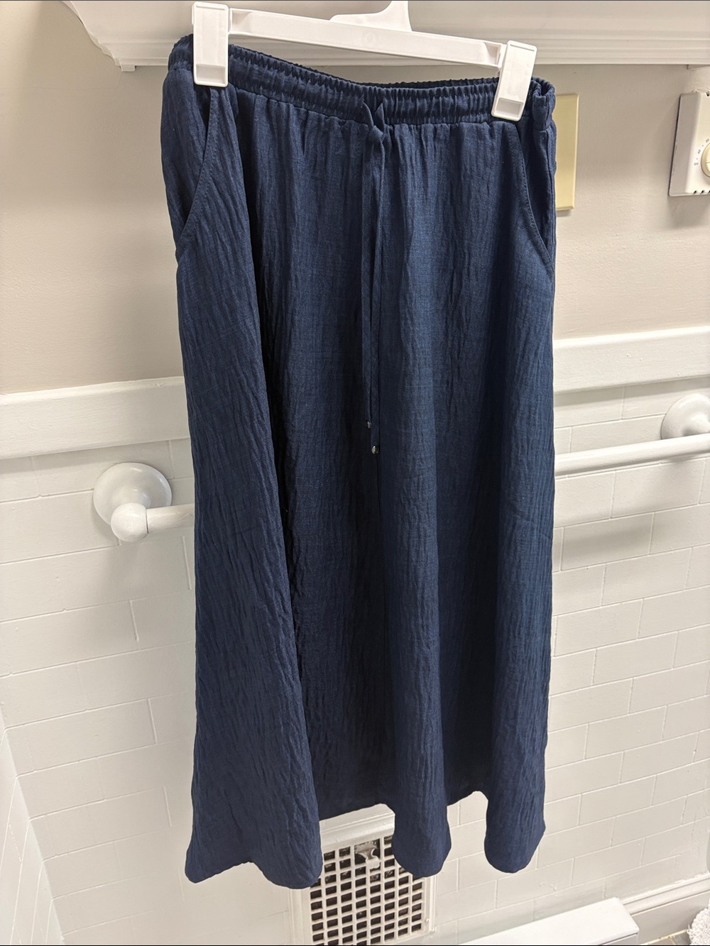 Max Studio Navy Midi Skirt with Elastic Waist